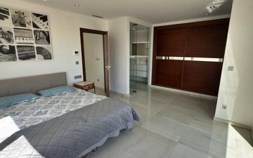 Property slide 28