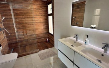 Property slide 29