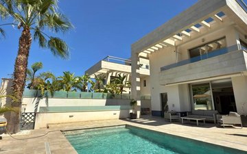 Property slide 47