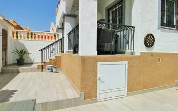 Property slide 25