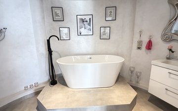 Property slide 23