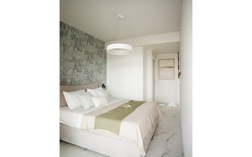 Property slide 21