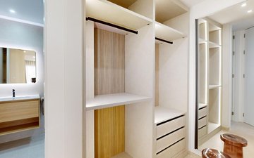 Property slide 48