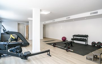 Property slide 21