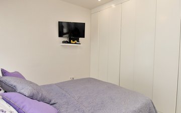 Property slide 19