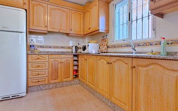 Property slide 16