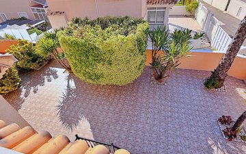 Property slide 42