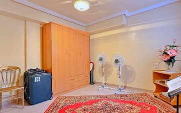 Property slide 44