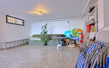 Property slide 47