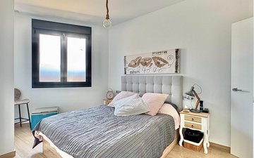 Property slide 17