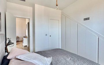 Property slide 19