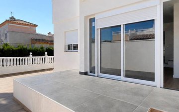 Property slide 14