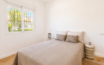 Property slide 22