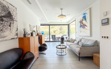 Property slide 31