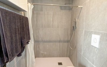 Property slide 39