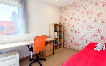 Property slide 25