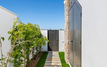 Property slide 33