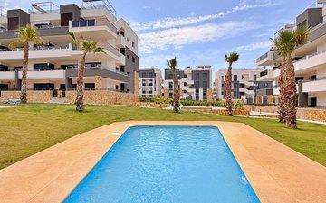 Property slide 32