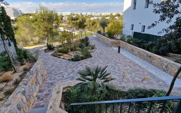 Property slide 18