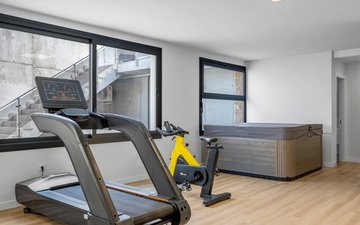 Property slide 28