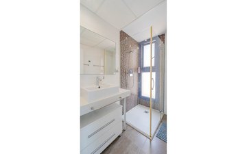Property slide 42