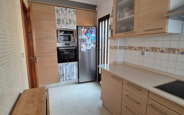 Property slide 22