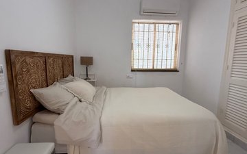 Property slide 10