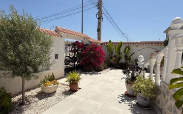 Property slide 40