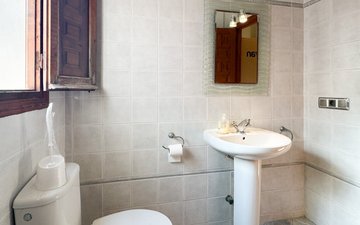 Property slide 35