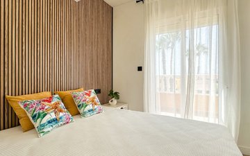 Property slide 18