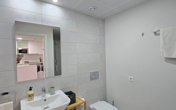 Property slide 19