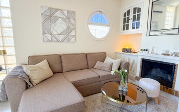 Property slide 18