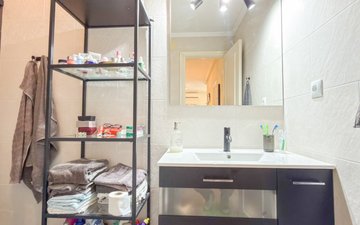 Property slide 27