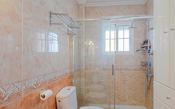Property slide 31