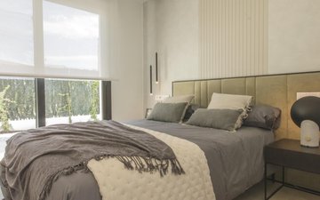 Property slide 17