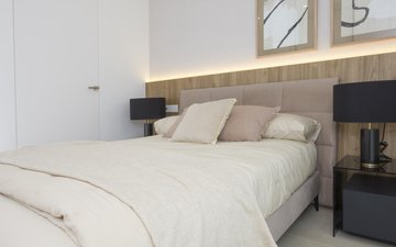 Property slide 18