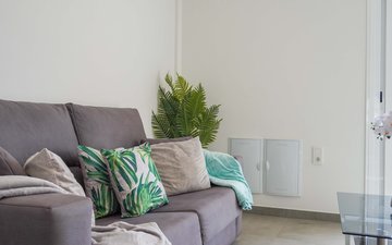 Property slide 10