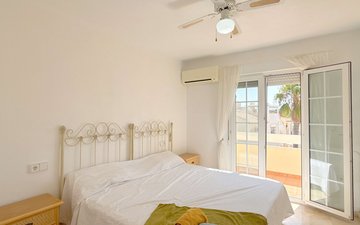 Property slide 32