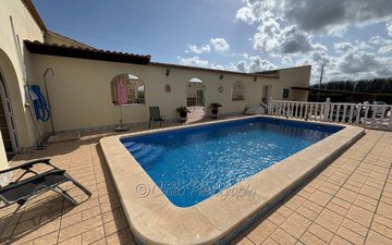 Property slide 41