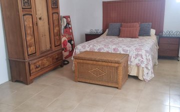 Property slide 25
