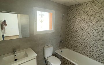 Property slide 18