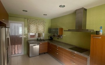 Property slide 7