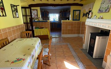 Property slide 10
