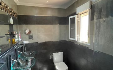 Property slide 28