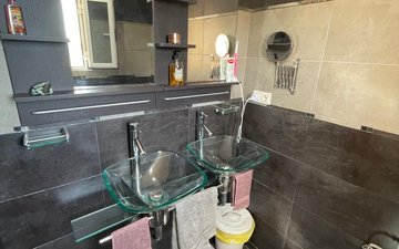 Property slide 29