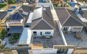 Property slide 21