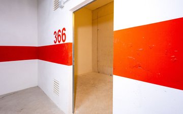 Property slide 32