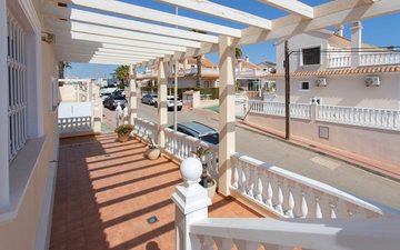 Property slide 44