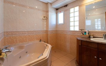 Property slide 21