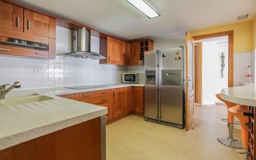 Property slide 7